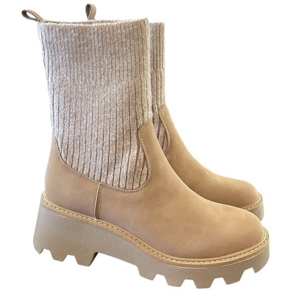 DV by Dolce Vita Vionie Sock Bootie Women’s 9M Light Tan Memory Foam NEW - Picture 1 of 6